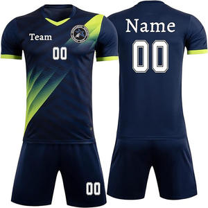 Qualité supérieure Uniforme de football entièrement personnalisé Vente en ligne de football Uniforme de football fabriqué au Pakistan - Product Image 6