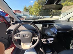 CLEAN 2017 À-yo-ta P_rius Two Eco FWD - Product Image 2