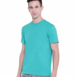 Nueva y elegante venta al por mayor, diseño de alta calidad, fabricación de ropa en blanco transpirable, superventas, camiseta lisa en blanco para hombre - Product Image 3