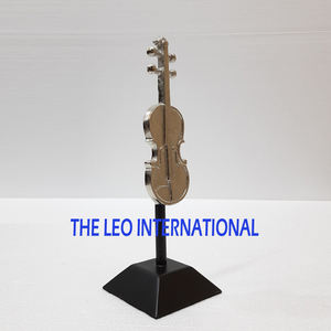 Esculturas Modernas con Acabado Antiguo de Latón de la India, Estilo Moderno Nórdico, Base de Aluminio y Mármol para Decoración del Hogar - Product Image 4