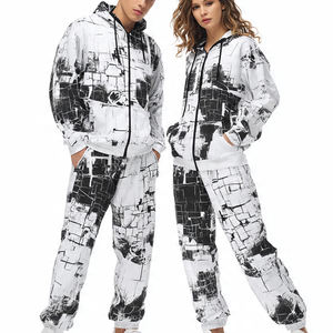 Ensemble de survêtement de sublimation pour femmes et hommes, 100% polyester, fermeture éclair, capuche, pantalon de survêtement imprimé, survêtements de sublimation personnalisés pour hommes et femmes - Product Image 6