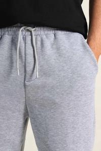 Lightweight <b>Casual</b> Style <b>Men</b> Joggers OEM High Quality Wholesale Manufacturer Gym Wear <b>Men</b> Joggers - Product Image 4