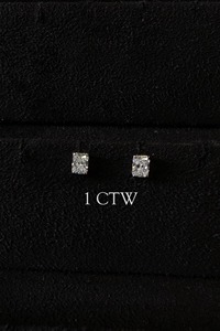 Pendientes de diamantes de talla radiante con engaste de 4 garras, 1.00 Ct DEF VVS, diamantes cultivados en laboratorio en oro de 14K para fiesta de compromiso - Product Image 2