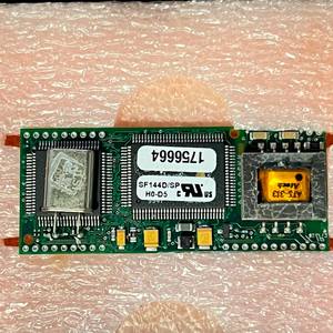 Jeu de puces de modem haute performance Conexant SF144D pour une transmission de données fiable Conception robuste pour un fonctionnement efficace - Product Image 3