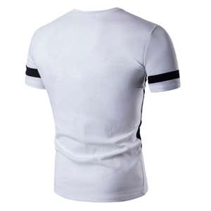 T-shirt en coton surdimensionné pour hommes à la mode imprimé graphique Streetwear urbain été décontracté mode Look quotidien t-shirt Stock - Product Image 3