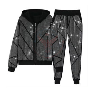 Conjuntos Deportivos Casuales con Capucha para Hombre, de Invierno, de Alta Calidad y Alto Rendimiento, con Pedrería, 100% Algodón Transpirable, en Grandes Cantidades - Product Image 1