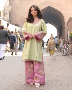 Nice Designer Ethnic Pakistanais Femmes Costumes par AJM Trade House 1031 - Product Image 4