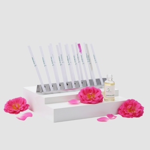 Huile parfumée Rose de Mai Conçue pour les marques de beauté de luxe et les applications d'aromathérapie professionnelles - Product Image 1