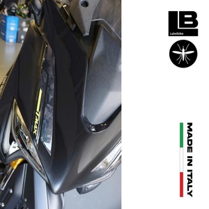 Adesivi Frontali 3D Personalizzati in Lamina per Yamaha Tmax 560 Edizione 20° Anniversario - Product Image 3