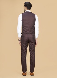 Costume Homme 5 Pièces Marron Café de Qualité Supérieure pour Mariages, Fêtes et Tenues Formelles Imposantes – Collection Automne/Hiver en Promotion - Product Image 3