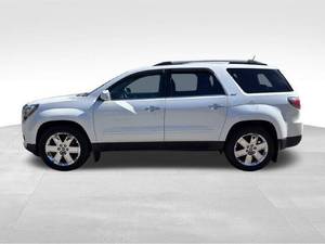 รถยนต์มือสองสภาพดีสำหรับขาย ปี 2017 G M C Acadia Limited AWD Base 4dr SUV - Product Image 5