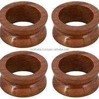 Anneau de serviette en bois fait main avec bois de Sheesham et finition polie en agate, design imitation antique par Noorbaba