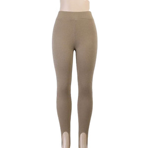 Leggings pour femmes avec logo personnalisé tissu extensible respirant design OEM adapté à la marque fitness et aux commandes de détail - Product Image 1