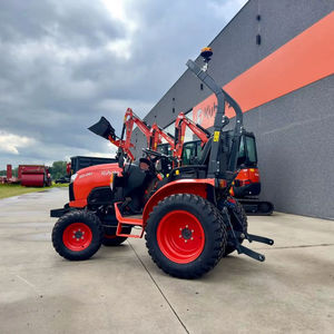 Tractor Kubota 4x4 854 de Calidad, Modelos 23, 25 y 30 - Product Image 1