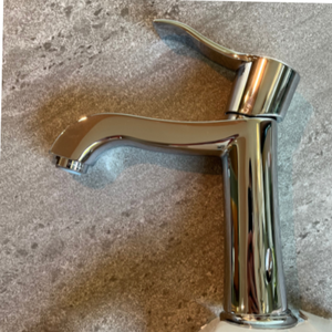 Robinet de lavabo monocommande chromé Nobili Sofi, mitigeur de salle de bain classique avec cartouche en céramique et aérateur anti-calcaire - Product Image 5