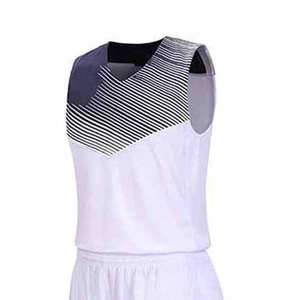 Uniforme de basket-ball d'été respirant de haute qualité, nouveau design, vente en gros, vêtements de sport unisexes en polyester sublimés sur mesure - Product Image 4