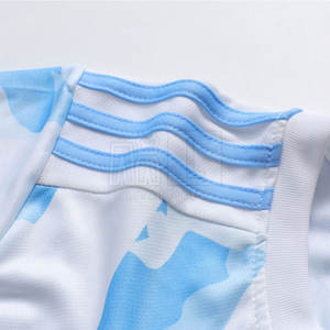 Uniforme de football à séchage rapide personnalisé OEM prix de gros vêtements de sport sur mesure pour hommes uniforme de football - Product Image 5