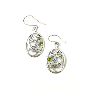 Pendientes de Peridoto de 3.5 Gramos, Chapados en Oro Vintage, con Forma de Mariposa, Geométricos, en Oro Rosa con Diamante y Perla para Bodas y Fiestas - Product Image 1
