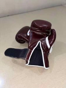 Guantes de boxeo ganadores de cuero profesional de marca ganadora personalizados Competencia de entrenamiento y combate con cordones Todos los tamaños y colores - Product Image 2