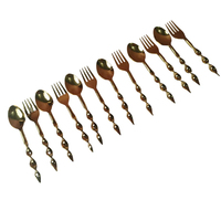 Cuillère en acier inoxydable de haute qualité avec poignée torsadée en spirale la plus vendue en gros ensemble de couverts idéal pour les fêtes de mariage et les événements