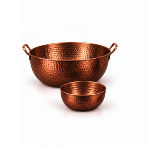 Juego de 2 tazones de cobre antiguo martillado para pedicura, redondos, con asas, para spa de pies - Product Image 1