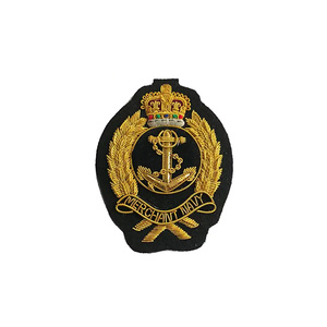 Insignias y parches de bordado profesional personalizados hechos a mano, ropa de moda 3D, decoraciones de marca con cuentas, ropa bordada a mano - Product Image 3