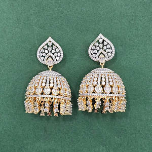 Designer de luxe de haute qualité Cz Classic Jhumki avec placage de rhodium 2 tons de carat - Product Image 2