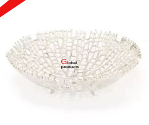 Tazón para servir de acero inoxidable y metal con acabado plateado de aspecto brillante con soporte de diseño de hoja dorada para restaurante y bar de hotel - Product Image 5