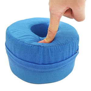 Approvisionnement d'usine main cheville talon ascenseur cale pied soutien oreiller médical cheville <span class=keywords><strong>coussin</strong></span> pour lit Polyester pied élévation oreiller - Product Image 4