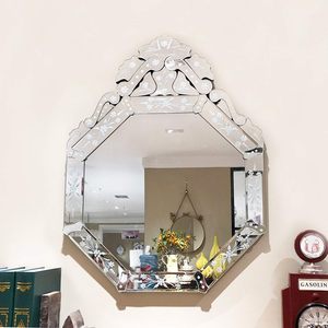 Luxury Royal Antique Style Wall Mounted Decorative <b>Mirror</b> Venetian <b>Mirror</b> Ornate Etched Glass for Hotels - Product Image 2