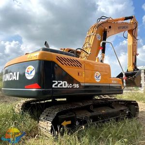 Excavadora Hyundai R220-9S de Segunda Mano, Maquinaria de Construcción con Precio - Product Image 2