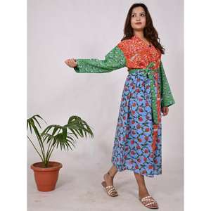 ชุดคลุมกิโมโนลายดอกไม้แบบอินเดีย ทำด้วยมือ ผ้าฝ้าย 100% พิมพ์ลายบล็อก เป็นมิตรกับสิ่งแวดล้อม ชุดนอนสไตล์โบฮีเมียนสำหรับผู้หญิง ชุดคลุมใส่สบาย - Product Image 4