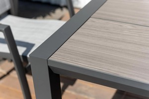 ชุดโต๊ะรับประทานอาหาร 6 ที่นั่ง Lifestyle Garden Urbanite สีเทาเมทัลลิก รุ่น Panama ผลิตจากโครงสร้างเหล็กเพื่อความทนทานสำหรับเฟอร์นิเจอร์กลางแจ้ง - Product Image 4