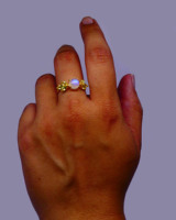Bague élégante pour femme à la mode en argent sterling 925 avec placage à l'or pierre précieuse classique péridot blanc pierre de lune arc-en-ciel