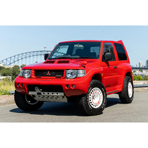 Jantes en alliage Mit-subishi Pajero usagées propres et entièrement entretenues, phares antibrouillard et confort intérieur haut de gamme - Product Image 2