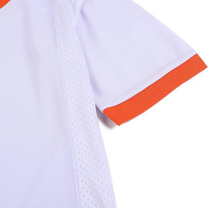 Camiseta de Fútbol Americano de Malla Transpirable de Secado Rápido, Diseño Personalizado con Logotipo, Material 100% Poliéster - Product Image 4