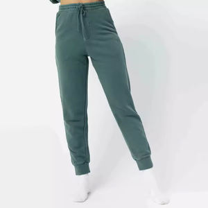 กางเกงวอร์มขายดี คุณภาพสูง สีเขียว สำหรับผู้หญิง ไซส์ XL รับสกรีนโลโก้ ปักลาย กระเป๋าข้างแบบยางยืด สีพื้นเรียบ - Product Image 6