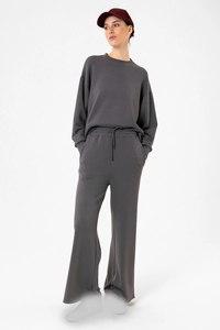 Conjunto de sudadera y pantalón gris de moda para mujer Estilo sin esfuerzo Perfecto para relajarse o hacer recados - Product Image 3