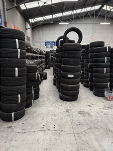 Pneus de <span class=keywords><strong>voiture</strong></span> d'<span class=keywords><strong>occasion</strong></span> de qualité abordables disponibles <span class=keywords><strong>en</strong></span> gros, pneus de <span class=keywords><strong>voiture</strong></span> d'<span class=keywords><strong>occasion</strong></span> à vendre, expéditions dans le monde entier - Product Image 6