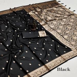 Sari en soie pure Banarasi VASTRA COTTAGE avec un motif Zari entièrement tissé, un pallu riche et un chemisier en soie assorti à contraste doux - Product Image 1