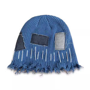 Nuevo Gorro de Punto Y2K Desgastado, Gorro Holgado para Esquiar, Gorro de Invierno con Borde Deshilachado, Gorro para el Frío - Product Image 1