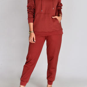 ชุดวอร์มผ้าฝ้ายโพลีเอสเตอร์ระบายอากาศแห้งเร็วสำหรับผู้หญิงพิมพ์ลายสีพื้นกางเกงและเสื้อทรงสั้นสำหรับฤดูหนาว - Product Image 3