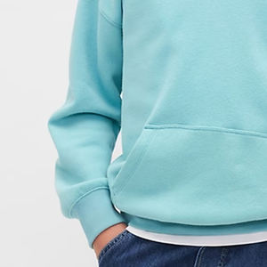 Sweat-shirt uni pour garçons à manches longues, prix de gros pour les acheteurs en gros, design à manches longues avec capuche et logo personnalisé - Product Image 3