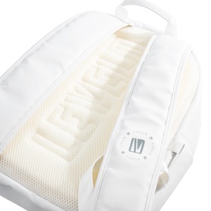Levelo Mochila Albino Mujer - Product Image 2