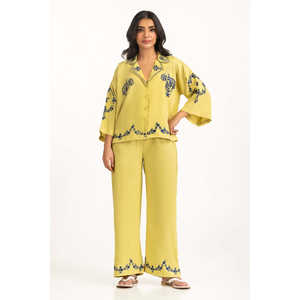 Chemise en popeline à imprimé floral coupe classique WM-COD-SS25-365T Top - Product Image 4