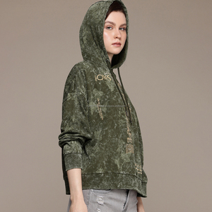 เสื้อฮู้ดดี้ผู้หญิง Fit2Fight แบบซับลิเมชั่น พร้อมลายปักแบบพิมพ์บนผ้าเฟรนช์เทอร์รี่ - Product Image 3