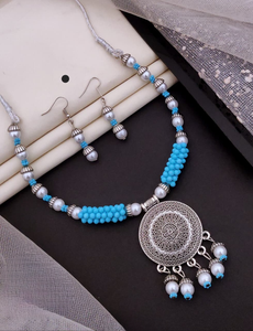 Hermosa colección de pendientes de collar oxidados simples para mujer para ropa informal Navratri Festivals Accesorio de moda - Product Image 4