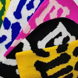 FUZZ ZAPPERS Offre Spéciale Mode Tricot Acrylique Hommes Femmes Jacquard Paragraphe Bonnet Chapeau Avec Multi Couleur - Product Image 4