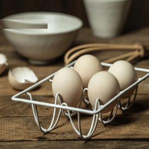 Estante compacto para huevos de hierro en espiral, soporte para huevos con diseño equilibrado para un almacenamiento ordenado de hasta docenas de huevos - Product Image 5
