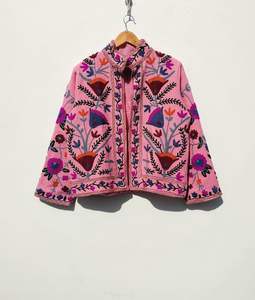 Abrigo de Invierno Casual para Mujer, Bordado a Mano, en Tela Tejida, Estilo Nuevo, Regalo Perfecto para Ella - Product Image 1